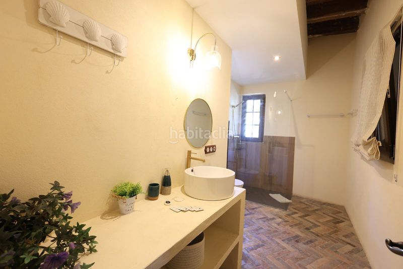 Foto ac2294a2-9298-4022-8c63-d1f260b406a6. Xalet amb calefacció aparcament piscina a Roda de Barà