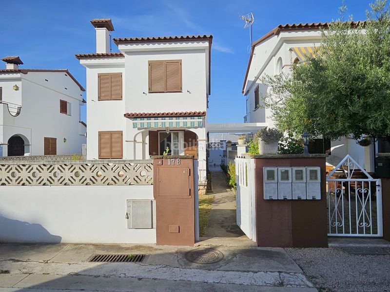 Foto 2a8d3d79-6c43-4027-abe2-618f3f2faf32. Casa amb calefacció aparcament a Marítima Sud Torredembarra