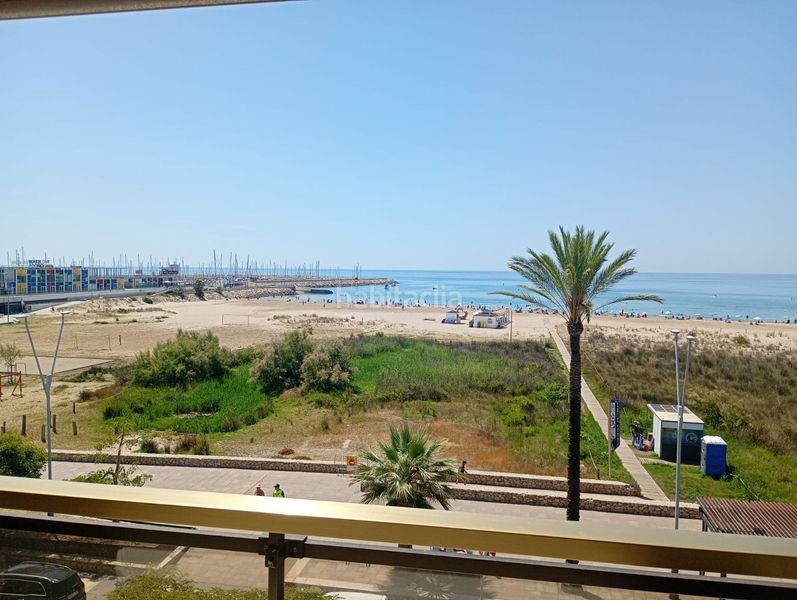 Foto cb4b48b8-7dfd-4de3-b39a-59549d8789e0. Pis amb calefacció aparcament piscina a Segur Platja Segur de Calafell