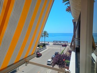 Etagenwohnung  Carrer de carles barral. Piso en calafell
