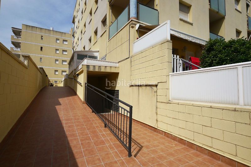 Foto 4c94a012-2996-40f4-812e-03eeed3d8b45. Pis amb aparcament piscina a Segur Platja Segur de Calafell