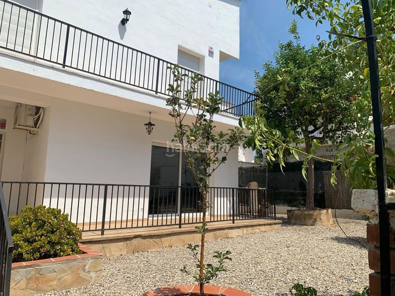 Foto 16da0ecd-cfc1-4b3e-a38f-6b5ca233ae05. Casa aparellada amb calefacció a Segur de Calafell nucli urbà Segur de Calafell
