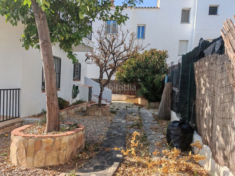 Foto 4abf1f39-7953-451e-a73b-9a9241a6293e. Casa aparellada amb calefacció a Segur de Calafell nucli urbà Segur de Calafell