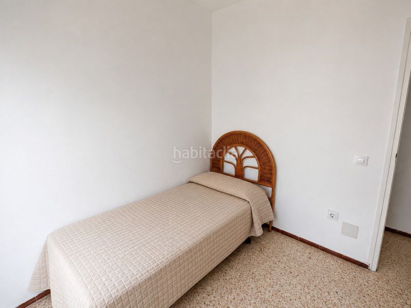 Foto c5be6cde-ac60-492a-8566-844c8466b7f1. Casa aparellada amb calefacció a Segur de Calafell nucli urbà Segur de Calafell