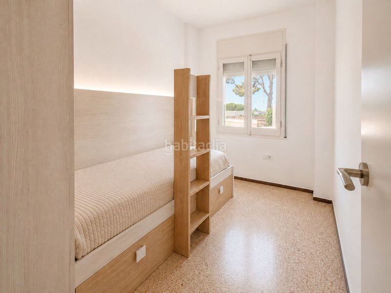 Foto e6966e29-adfa-4a56-ac8c-124f102ec500. Casa aparellada amb calefacció a Segur de Calafell nucli urbà Segur de Calafell