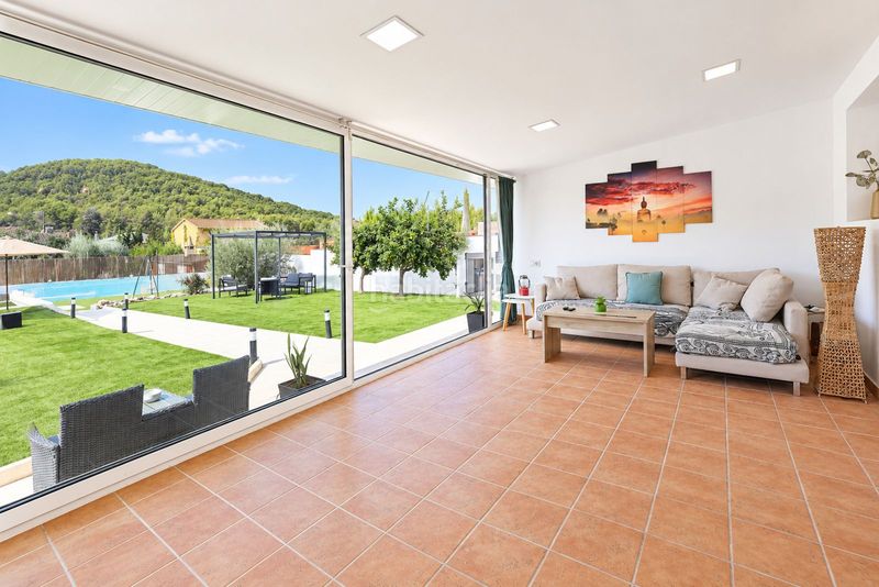 Foto a2295ce2-5638-497c-9ce4-f31435868032. Xalet amb calefacció aparcament piscina a Calafell park Calafell