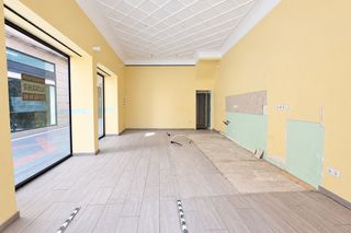 Alquiler Local Comercial  Alt. Local en alquiler en el centro del vendrell plaça vella
