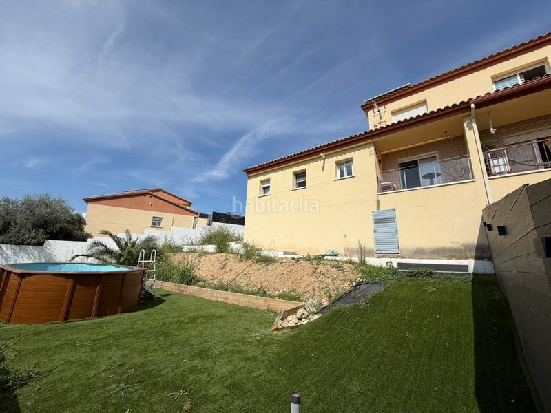 Foto 0b798848-6a8f-40f0-a298-d0e43b46c776. Casa aparellada amb calefacció aparcament piscina a Segur de Calafell