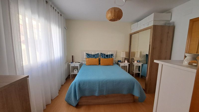Foto 676b54ea-b3d5-4a51-8471-d58ff0f2e6b9. Casa aparellada amb calefacció aparcament piscina a Segur de Calafell