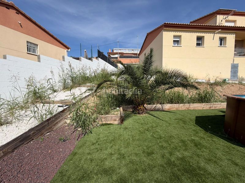 Foto 7ae68070-a7a8-4c1c-9024-13089f4f4322. Casa aparellada amb calefacció aparcament piscina a Segur de Calafell
