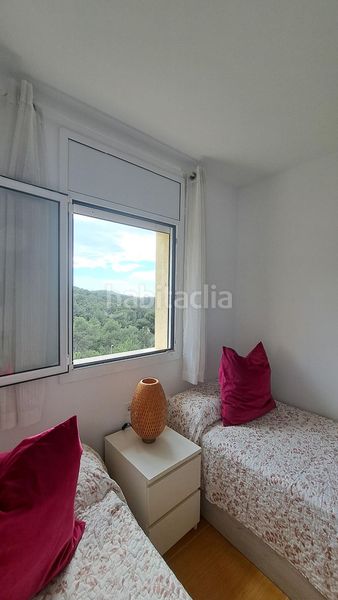 Foto 81ab861f-7c0e-4d65-9dfa-d68a40e56e6e. Casa aparellada amb calefacció aparcament piscina a Segur de Calafell