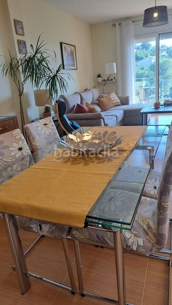 Foto 8bd82e29-c778-4088-a421-5ba66f6c9a5b. Casa aparellada amb calefacció aparcament piscina a Segur de Calafell