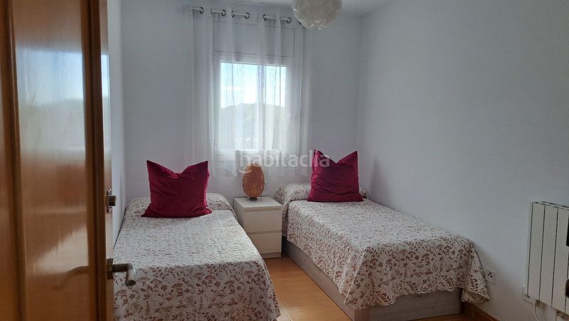 Foto b0a33069-9159-4638-a97b-9a85ede6b6c6. Casa aparellada amb calefacció aparcament piscina a Segur de Calafell