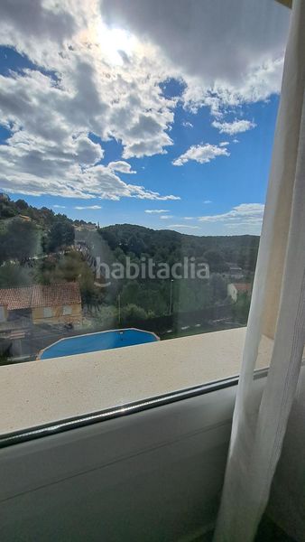 Foto e028b46f-936e-4196-ab8d-3ba63eff5dd2. Casa aparellada amb calefacció aparcament piscina a Segur de Calafell