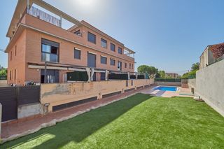 Appartement  Argentina. Planta baja en venta en segur de calafell