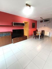 Appartamento  Pau casals. Espacioso y luminoso piso en el tancat el vendrell con garaje, t