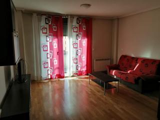 Pis a Entrada-Gasolineras. Vivienda de 2 dormitorios !