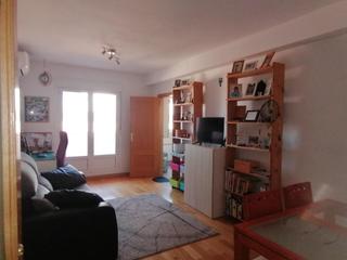 Appartement à Centro. Vivienda en venta de 3 dormitorios con ascensor !!