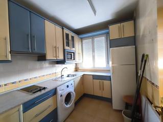 Appartement à Puerta de Murcia-Colegios. Acogedor apartamento en ocaña