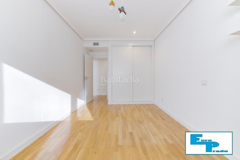 Foto fab19434-54b1-4836-990b-fd1cc9486dad. Piso ***categoria distincion y con todo lo soñado***tu ilusion cumplida . te enamorará!!! en Madrid