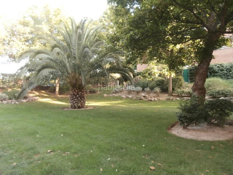 Foto 22d271d2-dd55-4a52-bd64-c8af110b1158. Piso ***tu forma de vida soñada! . te enamorará este bajo con jardin privativo en urbanizacion en Pozuelo de Alarcón