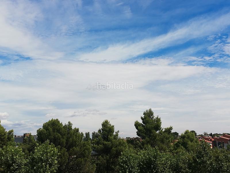 Foto 43d8ce59-8e0a-4d8e-be5e-c1d5f6e737ed. Lloguer pis amb xemeneia calefacció aparcament piscina a Pozuelo de Alarcón
