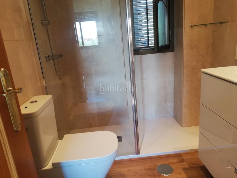 Foto a893f894-3ad8-4509-b6fe-d7d56c45f958. Lloguer pis amb xemeneia calefacció aparcament piscina a Pozuelo de Alarcón