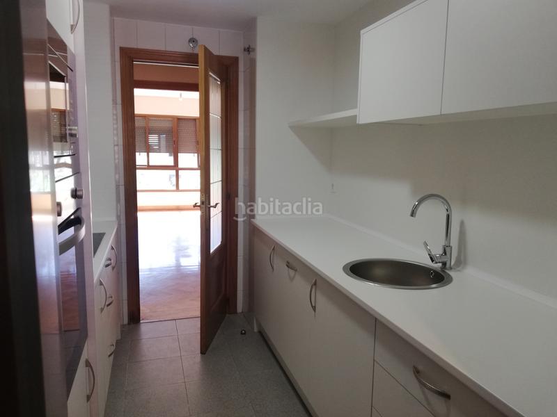 Foto 2afeed99-d624-4f67-8091-50af9ff72890. Rent flat with fireplace heating parking pool in Avenida Europa Pozuelo de Alarcón