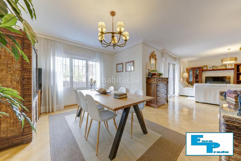 Foto 3e8b760d-b308-4a56-b53b-3a2919095eb7. Casa aparellada amb xemeneia calefacció aparcament piscina a Rozas de Madrid (Las)