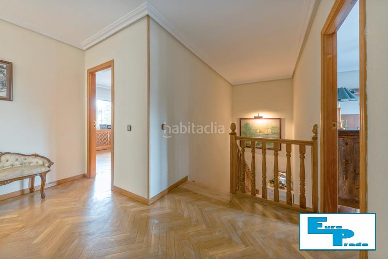 Foto 9932ad7c-17c1-46a7-a21b-88ee125e5c68. Casa aparellada amb xemeneia calefacció aparcament piscina a Rozas de Madrid (Las)