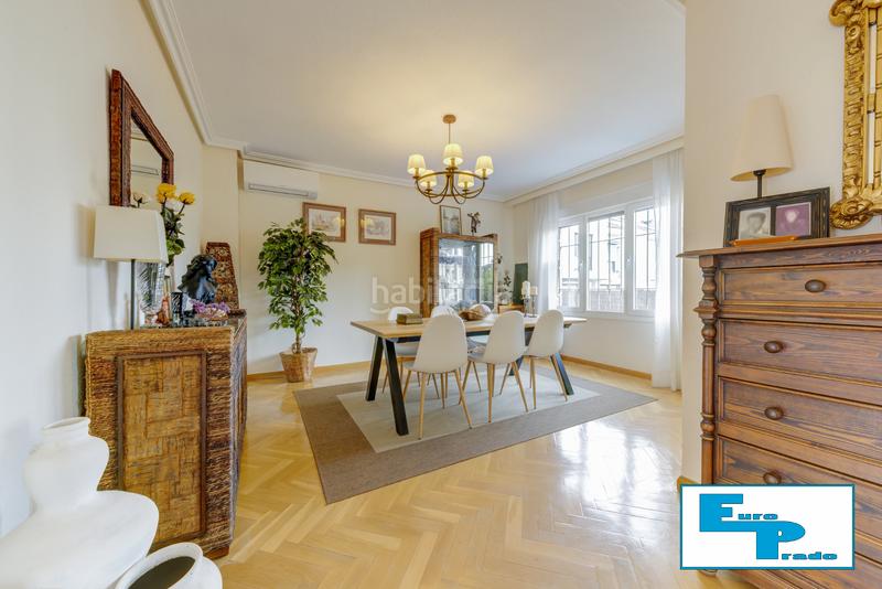 Foto fc3caba6-7aa0-4ede-b642-df3ceab2a1f3. Casa aparellada amb xemeneia calefacció aparcament piscina a Rozas de Madrid (Las)