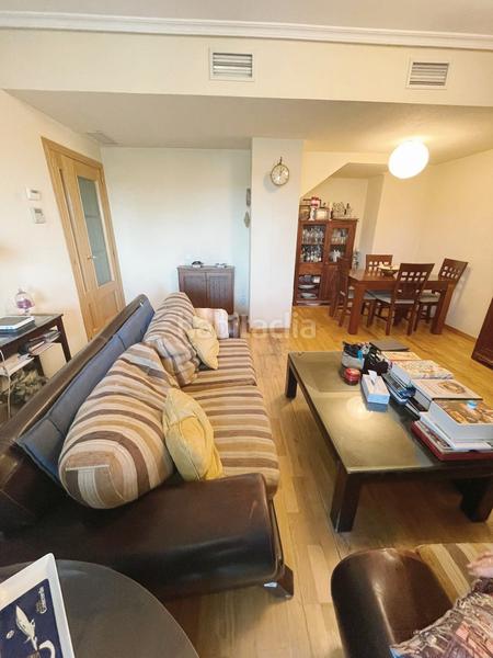 Foto 3cf9ac3f-8a0e-44b1-aecd-dddb2371a92f. Duplex with heating pool in Somosaguas Pozuelo de Alarcón