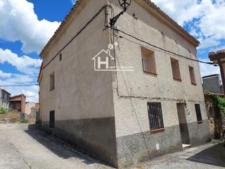 Casa  Eras. Casa en oter, pedana de cifuentes, en el parque del alto tajo.