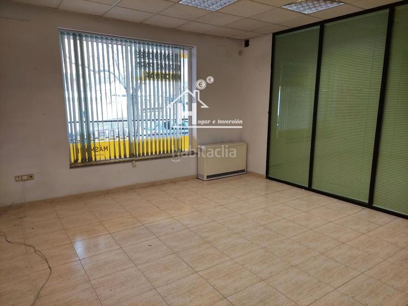 Foto 550a20b0-df37-4fb9-9776-c066ae31bf04. Local comercial  , dividido en oficinas y salas, con iva deducible en Guadalajara