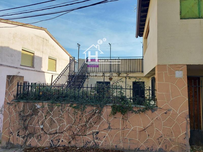 Foto ba5dab58-72c3-41b2-ac0d-1f2c3156a632. Casa  con patio en el centro en Cogolludo