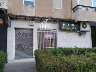 Local Comercial  Castilla. Local en avda castilla con buena visibilidad