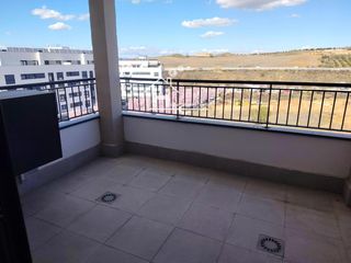 Rent Flat  Robledal. Piso de 2 dormitorios y 2 baños nuevo a estrenar