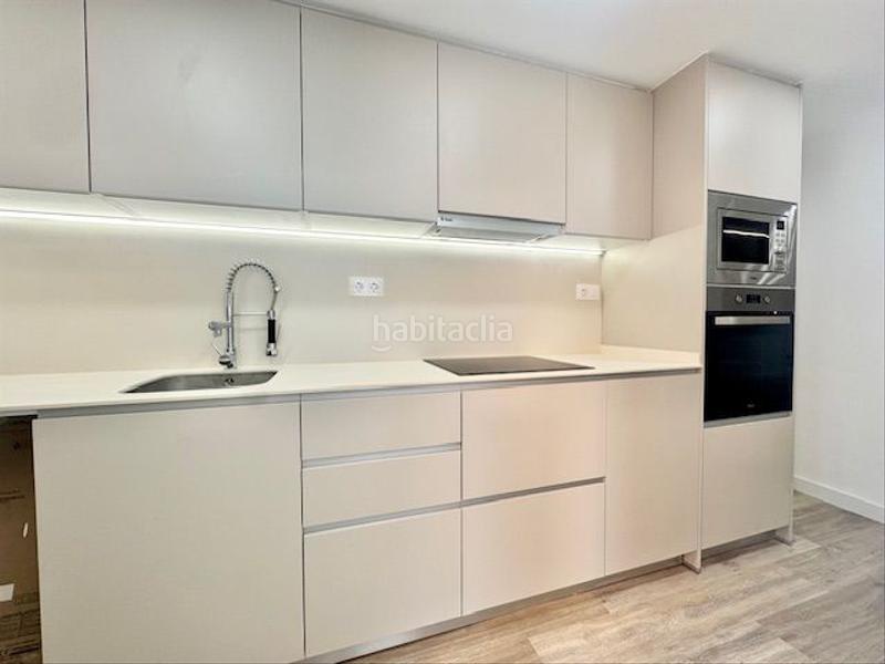 Foto 9a77f8a1-785c-4662-b464-87fc1e3d2183. Ático atico en venta en centro, 3 dormitorios. en Sabadell