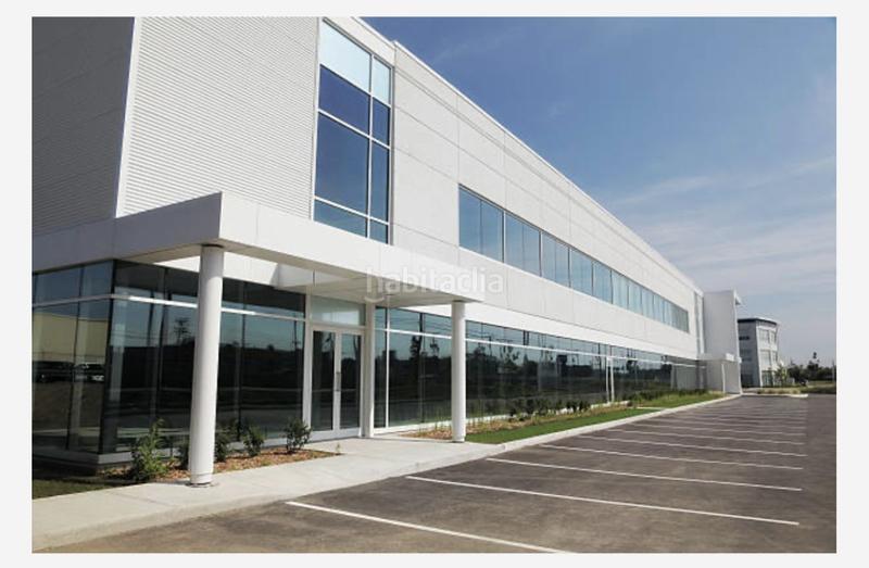 Foto ce7ab240-4718-4d55-a533-27c7fd9f112f. Bâtiment à usage industriel dans Gràcia Sabadell