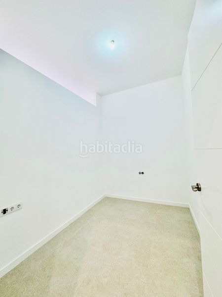 Foto 387cd214-e111-4882-8a40-f1f9c0fbd663. Casa amb calefacció a Gràcia Sabadell
