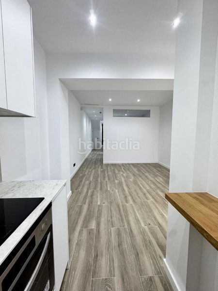 Foto fbaf15ba-3332-48c9-b73f-32ccf269ad9b. Planta baixa amb calefacció a Centre Sabadell
