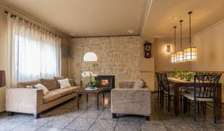Mas à Vall de Laguart. Se vende casa rural con el negocio