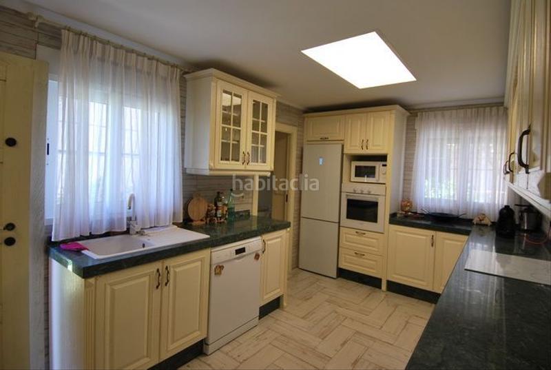 Foto 7deb7195-d065-45a9-9290-bf5a5cee2433. Casa con riscaldamento piscina in Pueblo Español-Coveta Fumá Campello (el)