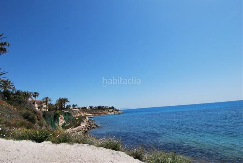 Foto d8179502-8d30-4a90-a65f-e47d62d5c855. Casa con riscaldamento piscina in Pueblo Español-Coveta Fumá Campello (el)