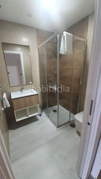 Foto 292f8daa-3751-47f0-9266-4284554d6f1c. Alquiler piso precioso piso en Playa Poniente Benidorm
