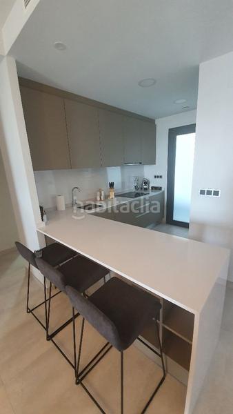 Foto 3eb0250f-8bea-4126-a1b1-28e90fd9e4f9. Alquiler piso precioso piso en Playa Poniente Benidorm