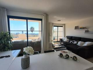 Etagenwohnung en Golf Baha. Se vende gran piso en finestrat