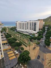 Lloguer Pis a Bulevar-Puerta Mítica. Se alquila gran piso en cala de finestrat