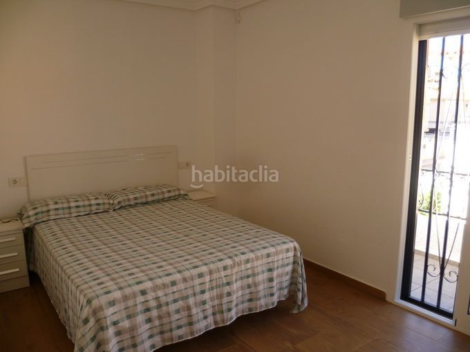 Foto 376cd9e2-64e4-417a-b14b-538aa688544c. Casa amb calefacció a Gran Playa Santa Pola