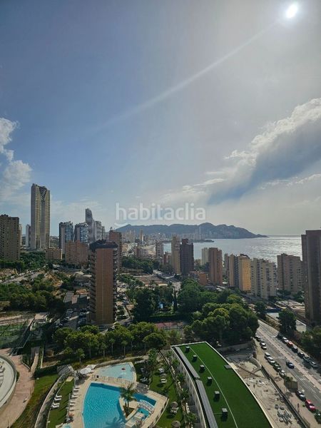 Foto fa64d3f7-c2b7-43c5-8941-e820df81ed1b. Pis amb calefacció piscina a Playa Poniente Benidorm